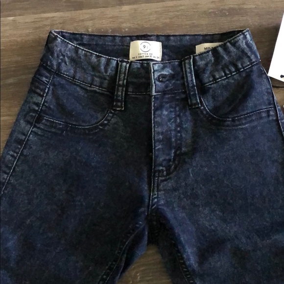 Mid Rise Jeggings - Picture 4 of 6